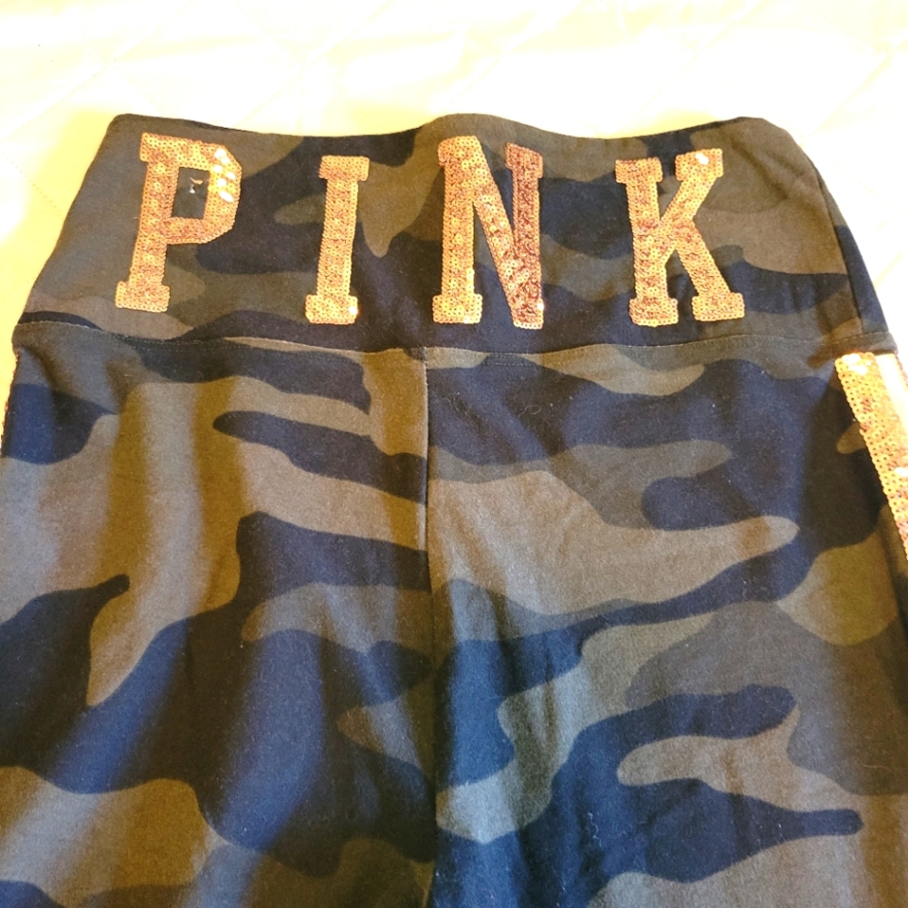 Pink leggings